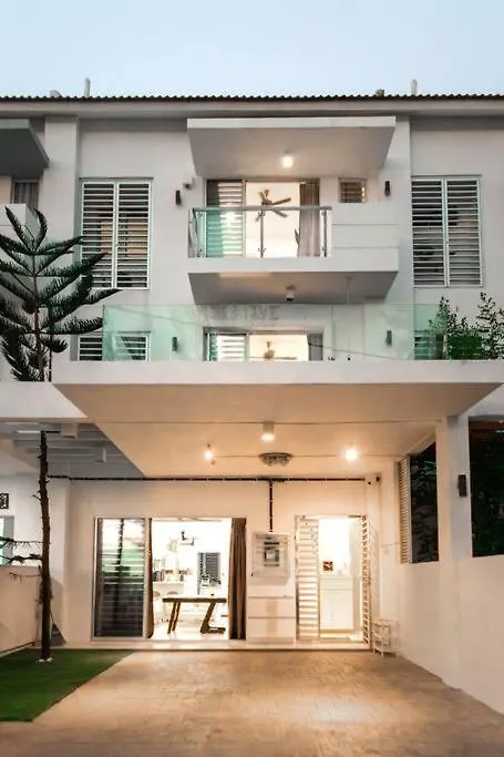 72Seafront Cozy Home Retreat With Sunset & Ocean View Penang Bayan Lepas Apartment